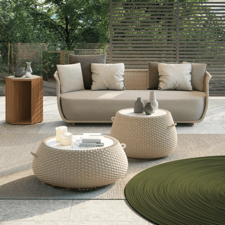 Avisse Outdoor Seating Set