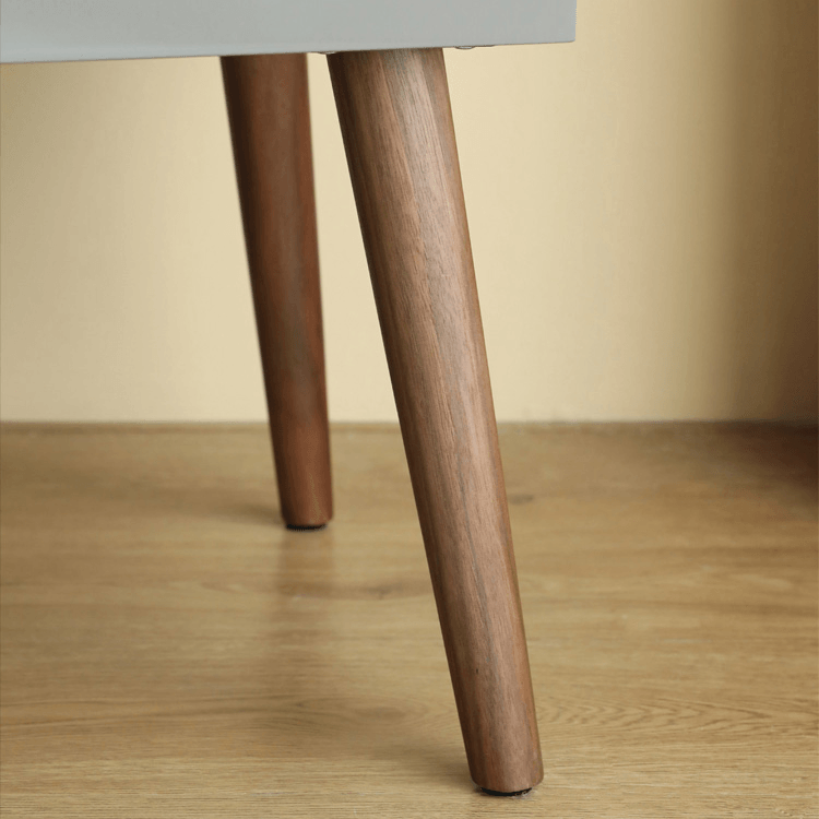 Gizi Nightstand