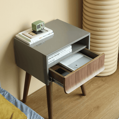 Gizi Nightstand