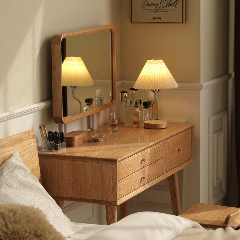 Helio Vanity Table
