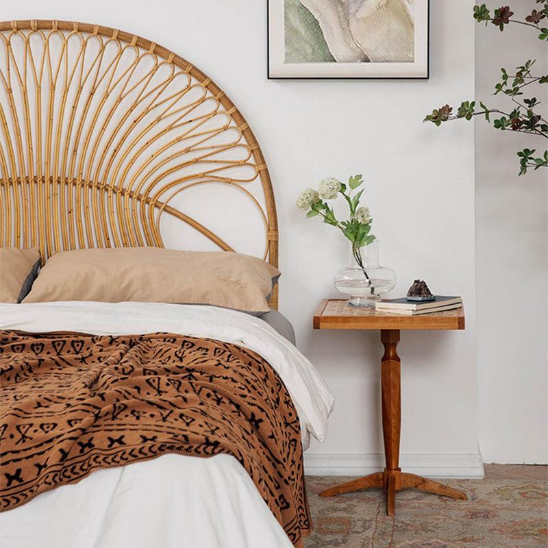 Viktorija Solid Wood Coffee Table