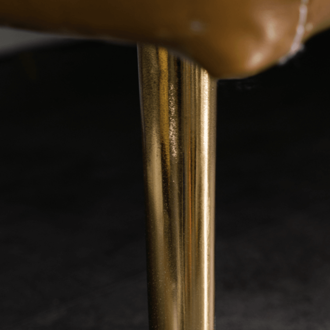 Zalan Square Arm Sofa